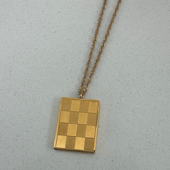 Vintage Jewelry - Vintage Gold Plated Checkered Pendant Necklace